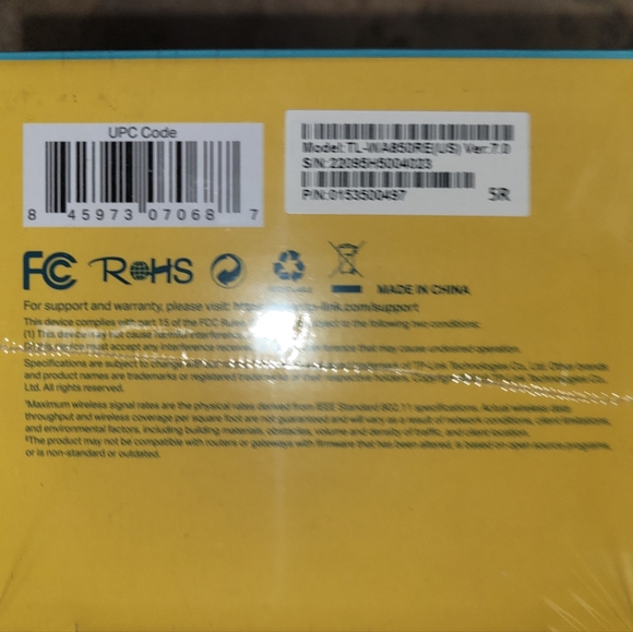 NWT TP Link Wi-Fi Range Extender - Picture 7 of 9